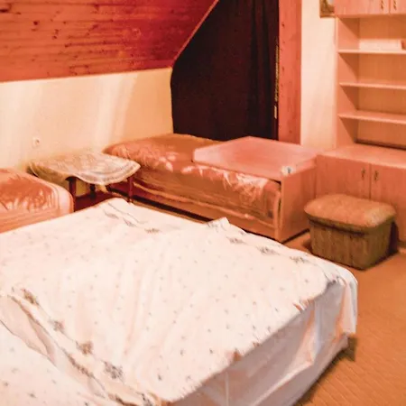 Apartment Three-bedroom In